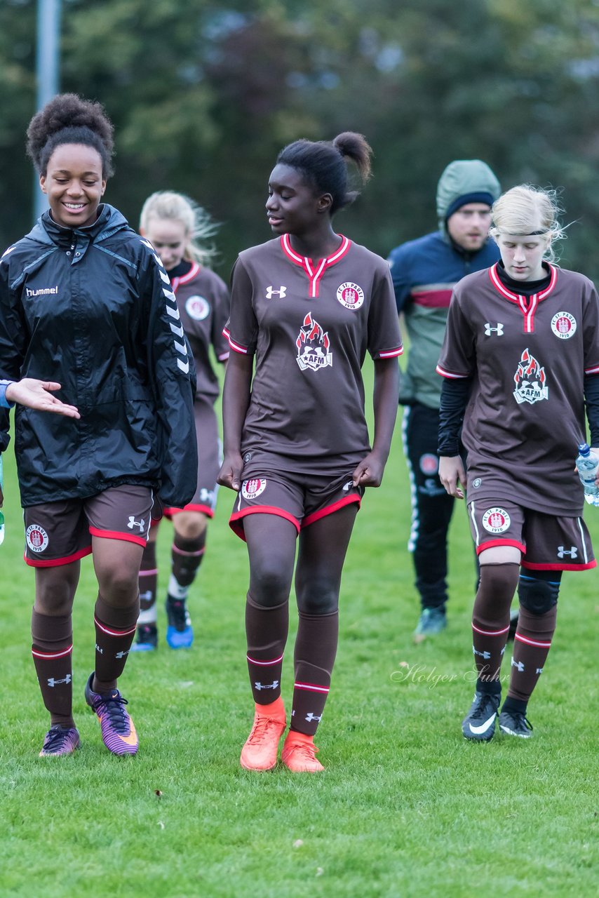 Bild 246 - C-Juniorinnen Halstenbek-Rellingen - St.Pauli : Ergebnis: 0:5